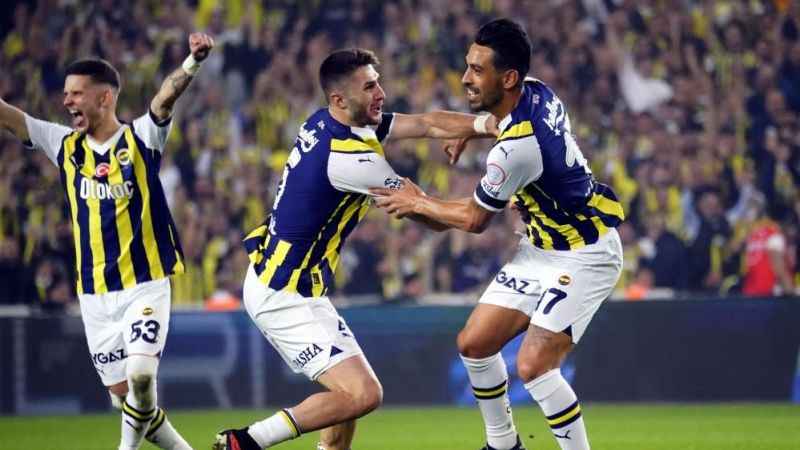 Fenerbahçe, galibiyet serisini 19 maça çıkardı Fenerbahçe, galibiyet serisini 19 maça çıkardı