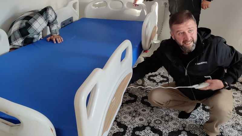 Bingöl İl Sağlık Müdürlüğü'nden yatalak hastalara destek Bingöl İl Sağlık Müdürlüğü'nden yatalak hastalara destek