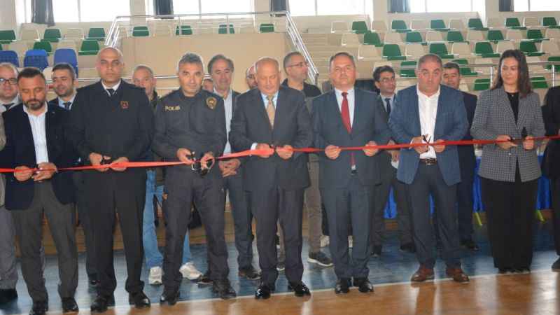 Ünye'de 'Çanakkale 1915 Gezici Müzesi' açıldı