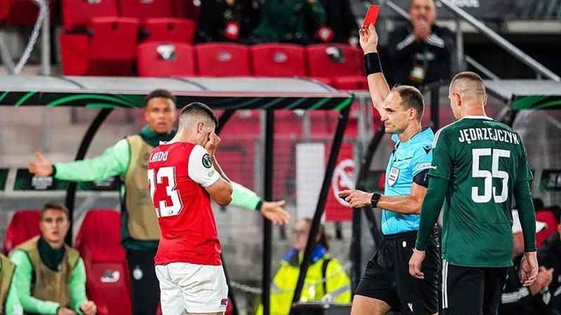 Beşiktaş’a Sırp hakem