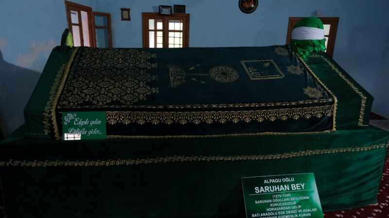 710 yıllık Fetih Mescidi ibadete yeniden açıldı