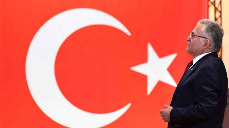 Kayseri Büyükşehir vatandaşlara Türk Bayrağı dağıtacak Kayseri Büyükşehir vatandaşlara Türk Bayrağı dağıtacak