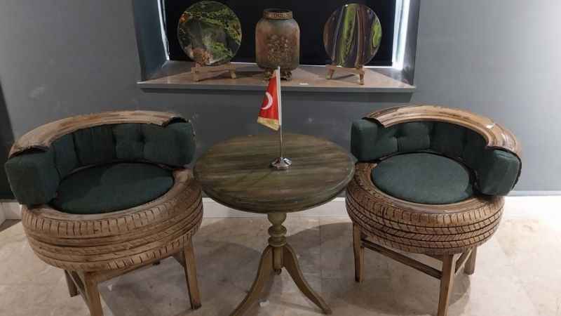 Atık malzemelerden sanat eserleri sergide Atık malzemelerden sanat eserleri sergide