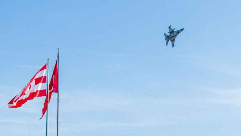 Antalya’da F-16’lar Cumhuriyet’in 100’üncü yılı için semadaydı