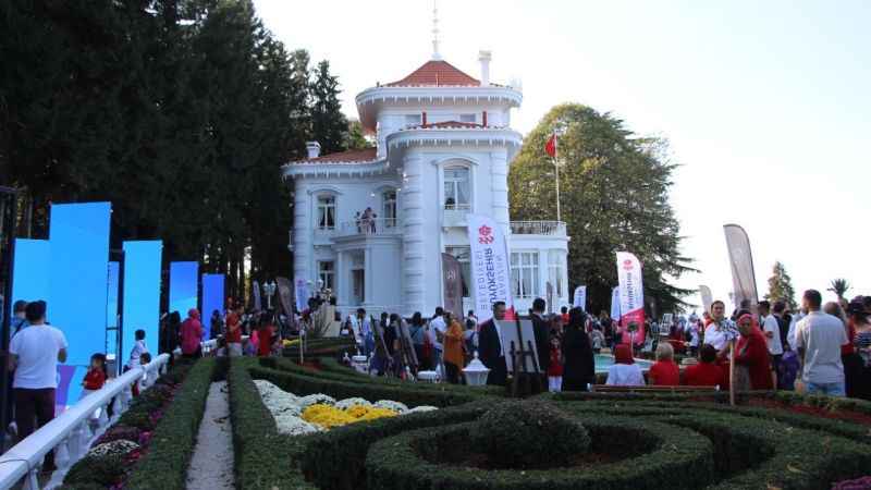 Atatürk Köşkü, 100. Yıl'da yeniden ziyaretçilere açıldı Atatürk Köşkü, 100. Yıl'da yeniden ziyaretçilere açıldı