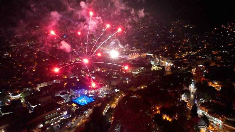 Bursa'da 100. yıl kutlamalarına havai fişekli final