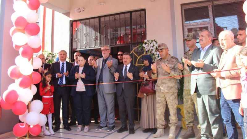 Şırnak'ta şehit asker Tarık Tarcan adına yapılan okul doğum gününde açıldı