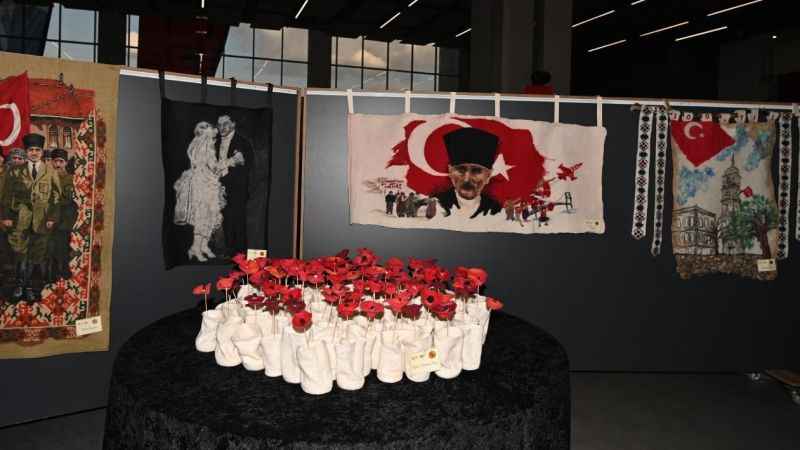 Sanatın On Hali Ödül Töreni: Geleneksel Türk Sanatlarına Saygı Sanatın On Hali Ödül Töreni: Geleneksel Türk Sanatlarına Saygı