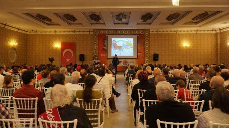Tarihçi ve yazar Sinan Meydan, Cumhuriyet tarihini Anlatıyor Tarihçi ve yazar Sinan Meydan, Cumhuriyet tarihini Anlatıyor