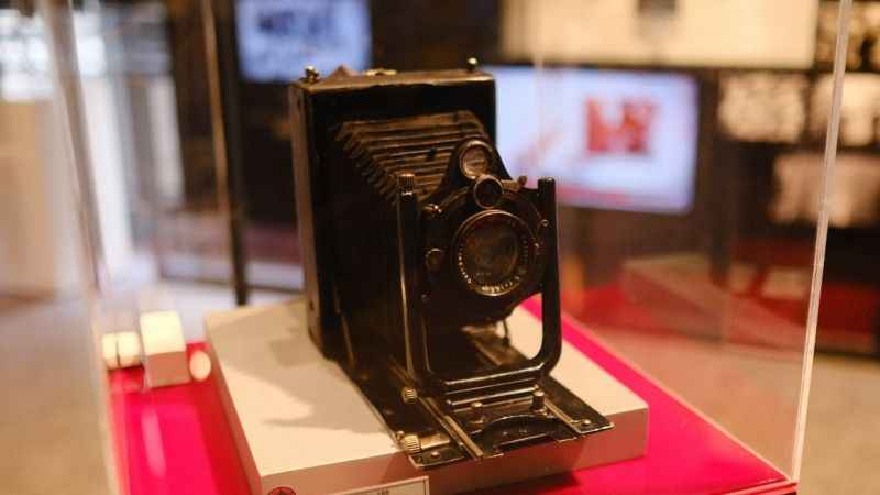 50 yıldır biriktirdiği fotoğraf makinesi ve kameralarla müze açtı 50 yıldır biriktirdiği fotoğraf makinesi ve kameralarla müze açtı