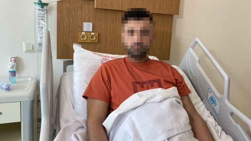 Eczacı genç, erkeklerde nadir görülen meme kanserine yakalandı