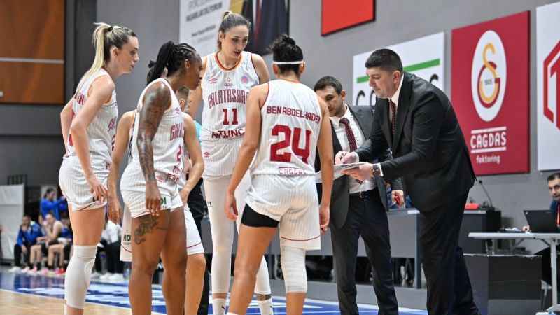 Galatasaray, Milos Paden yönetiminde 7 maçını da kazandı Galatasaray, Milos Paden yönetiminde 7 maçını da kazandı