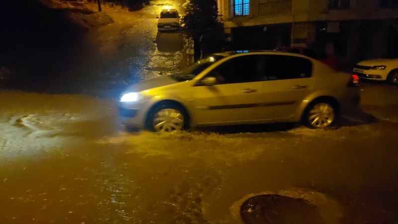 Tekirdağ'da sokaklar dere gibi aktı