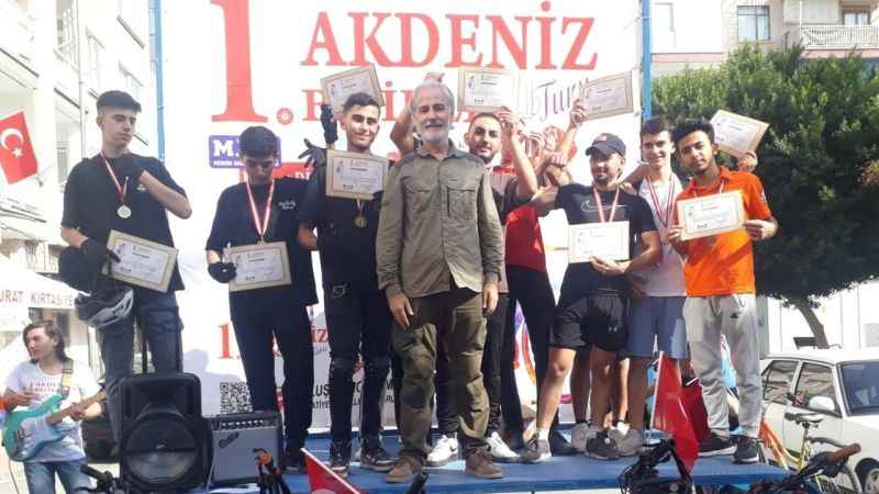 Bisikletseverler 1. Akdeniz Bisiklet Turu'nda buluştu Bisikletseverler 1. Akdeniz Bisiklet Turu'nda buluştu
