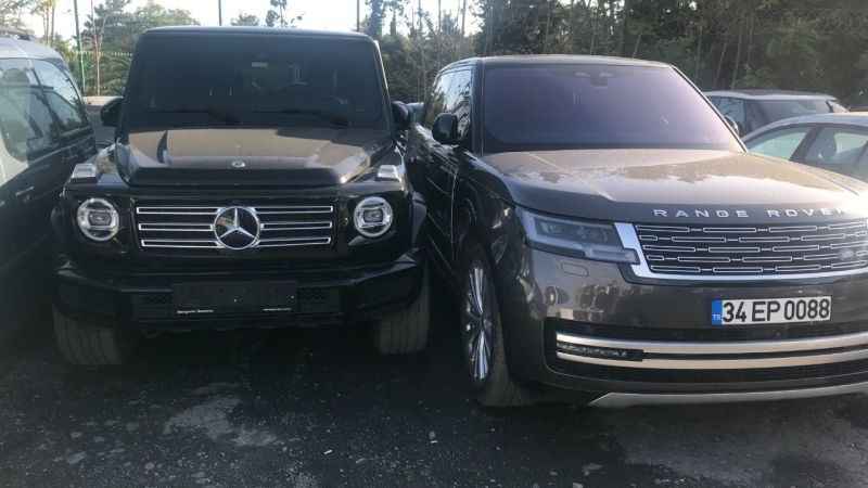 Dilan ve Engin Polat çiftinin araçları yediemin otoparkına çekildi Dilan ve Engin Polat çiftinin araçları yediemin otoparkına çekildi