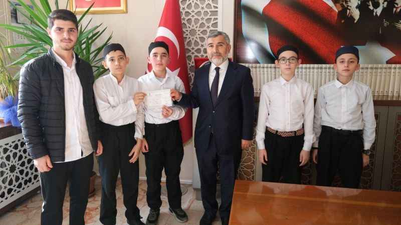 Kur’an kursu talebeleri harçlıklarını Filistin’e yolladı Kur’an kursu talebeleri harçlıklarını Filistin’e yolladı