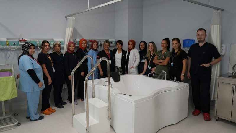 Anne adaylarına ilaçsız, ağrı azaltan doğum yöntemi Anne adaylarına ilaçsız, ağrı azaltan doğum yöntemi