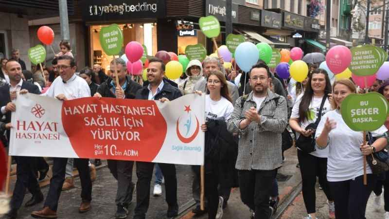 Diyabete dikkat çekmek için yürüdüler Diyabete dikkat çekmek için yürüdüler