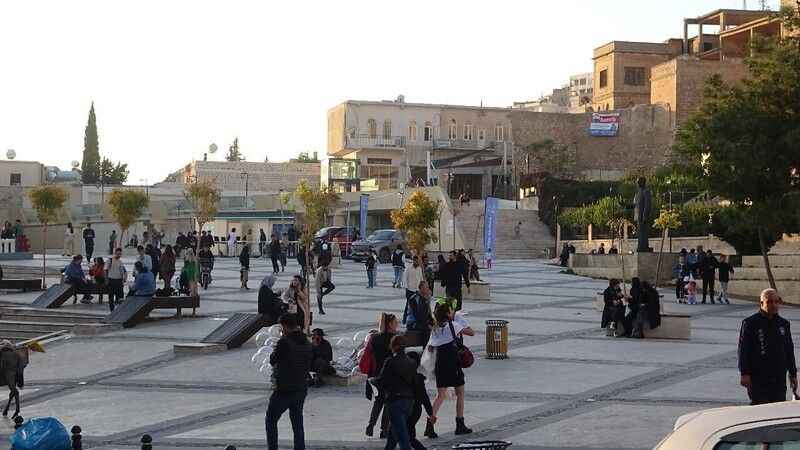 Turistler hafta sonu Mardin'e akın etti Turistler hafta sonu Mardin'e akın etti