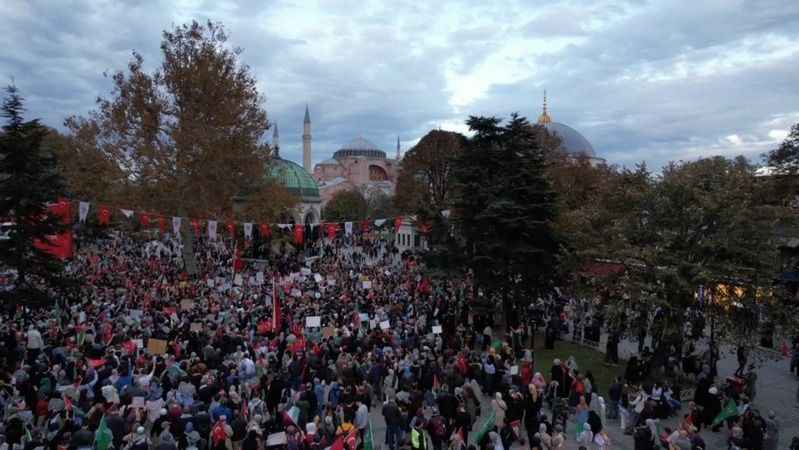 Edirnekapı’dan Sultanahmet’e Filistin yürüyüşü