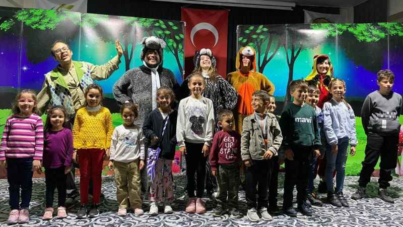 Bremen Müzikali tiyatro gösterisi Çifteler'de Bremen Müzikali tiyatro gösterisi Çifteler'de