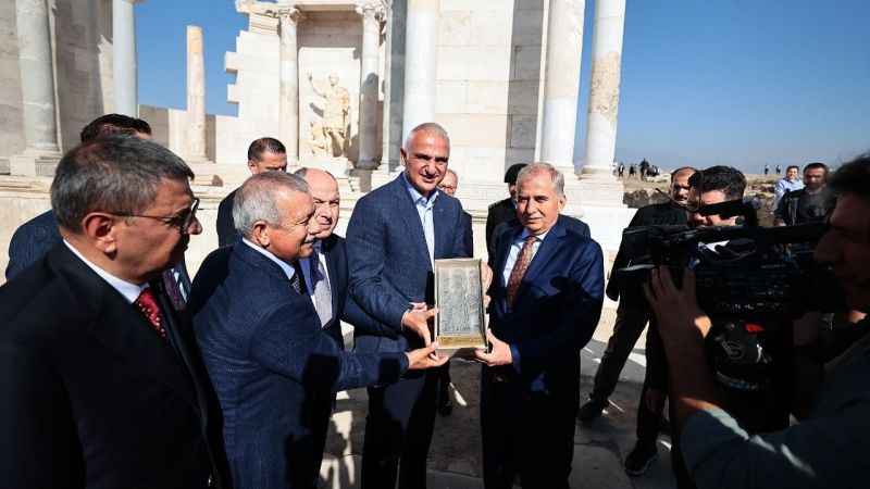 Hierapolis kazıları için 1 milyar TL bütçe ayrıldı Hierapolis kazıları için 1 milyar TL bütçe ayrıldı