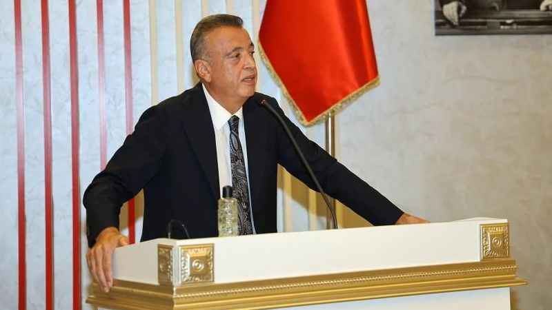 Ataşehir Belediye Başkanı İlgezdi CHP’den istifa etti Ataşehir Belediye Başkanı İlgezdi CHP’den istifa etti