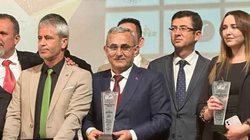 Başkan Alim Işık'a bir ödül daha Başkan Alim Işık'a bir ödül daha