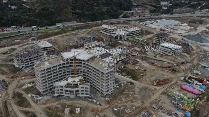 Trabzon Şehir Hastanesi'nin inşaatı devam ediyor Trabzon Şehir Hastanesi'nin inşaatı devam ediyor