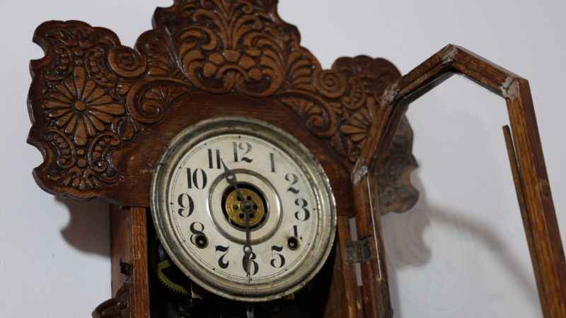 ABD'den getirilen 100 yıllık antika saat ABD'den getirilen 100 yıllık antika saat