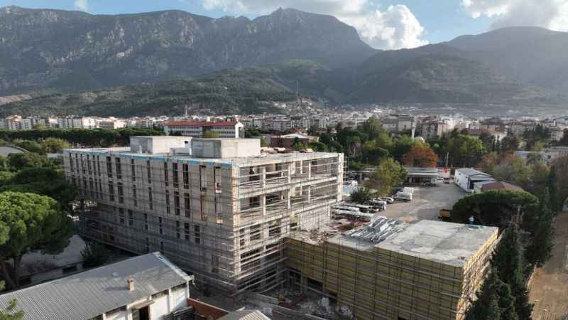 Manisa’ya 2 bin kişilik dev kütüphane Manisa’ya 2 bin kişilik dev kütüphane