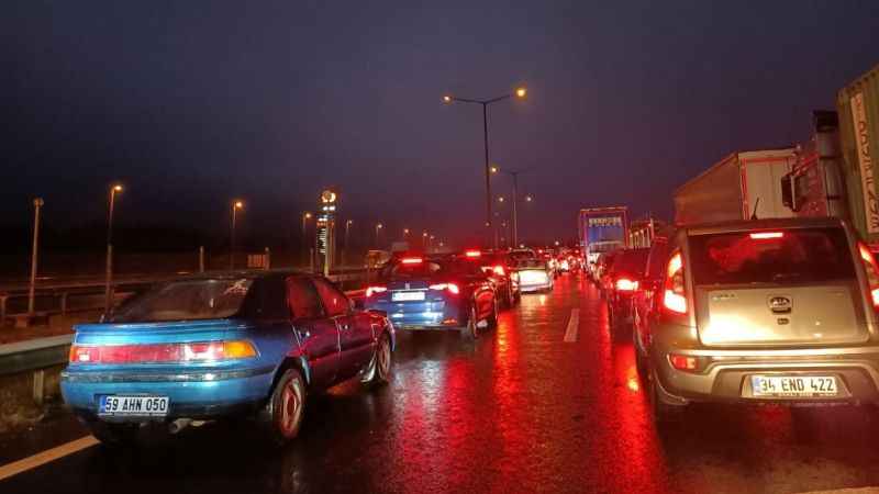 Bolu Dağı Tüneli İstanbul istikameti trafiğe kapatıldı