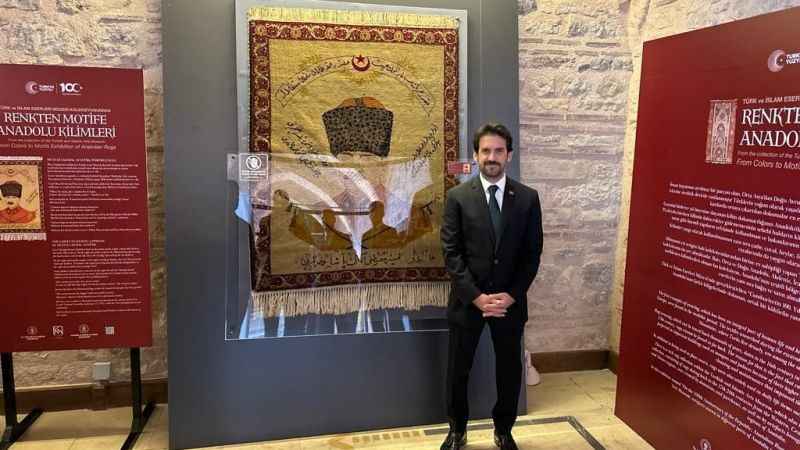 Renkten Motife Anadolu Kilimleri ziyaretçileri bekliyor Renkten Motife Anadolu Kilimleri ziyaretçileri bekliyor