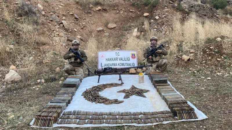 Hakkari'de PKK'ya ait mühimmat ele geçirildi