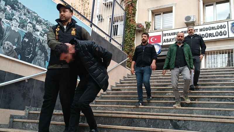 Fatih’te ATM önünde pos makinesiyle 2 milyon liralık vurgun