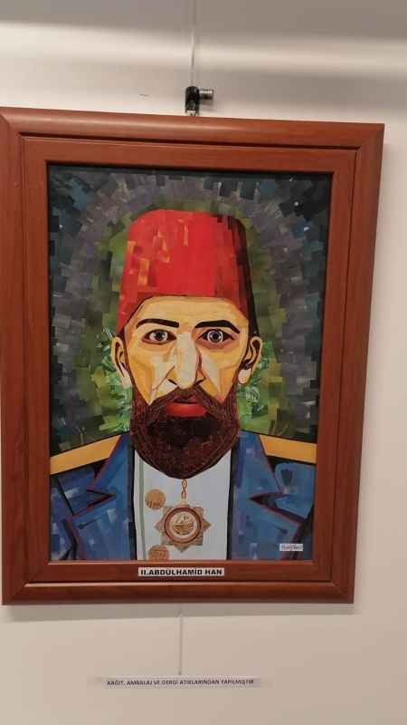 Atıklar sanat eserine dönüştürüldü Atıklar sanat eserine dönüştürüldü