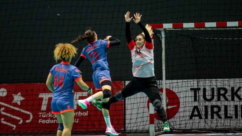 A Milli Kadın Hentbol Takımı, Tunus'u 29-28 yendi A Milli Kadın Hentbol Takımı, Tunus'u 29-28 yendi