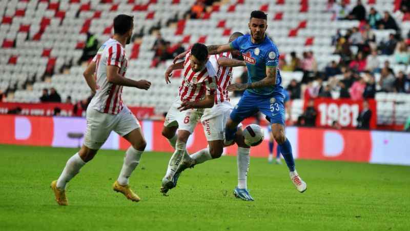 Antalyaspor: 0 - Çaykur Rizespor: 0