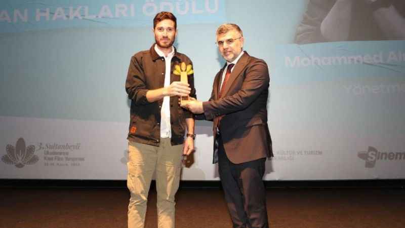 Sultanbeyli Kısa Film Yarışması ödülleri sahiplerini buldu Sultanbeyli Kısa Film Yarışması ödülleri sahiplerini buldu