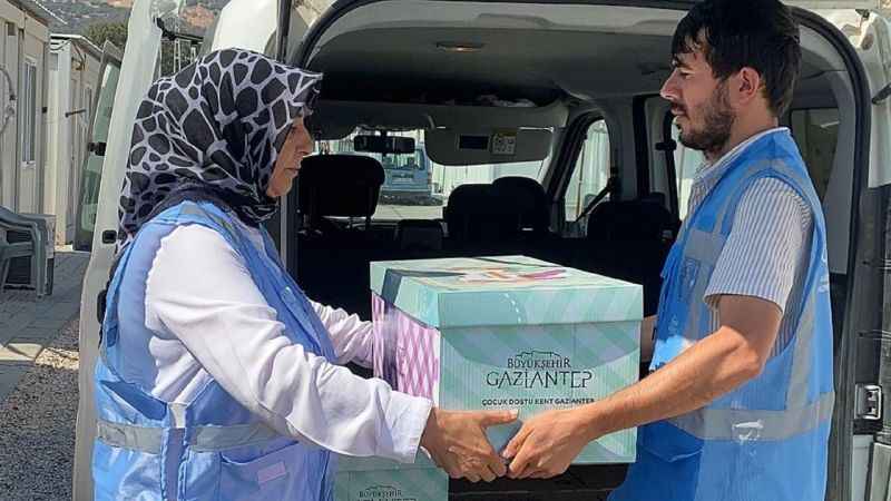 Gaziantep'te yenidoğan 15 bin bebeğe ilk hediye Gaziantep'te yenidoğan 15 bin bebeğe ilk hediye