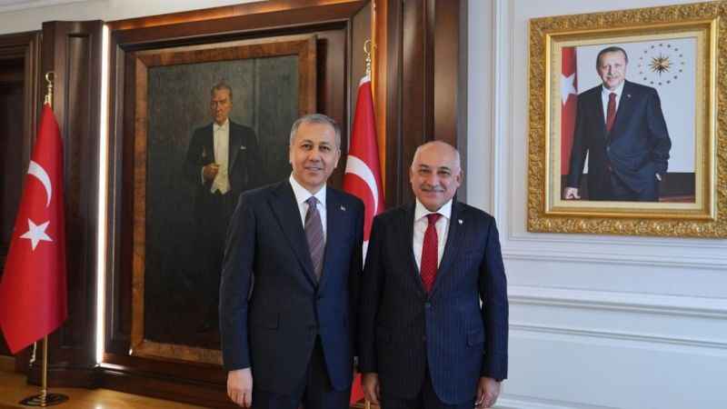 TFF Başkanı Büyükekşi’den İçişleri Bakanı Yerlikaya’ya ziyaret TFF Başkanı Büyükekşi’den İçişleri Bakanı Yerlikaya’ya ziyaret