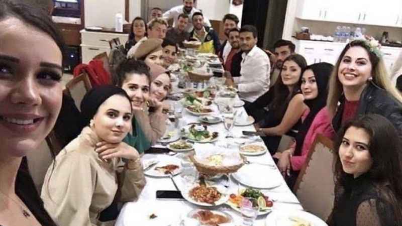 Dilan Polat’ın 'Şampiyonlar Ligi' fotoğrafında bulunan fenomenlere soruşturma Dilan Polat’ın 'Şampiyonlar Ligi' fotoğrafında bulunan fenomenlere soruşturma