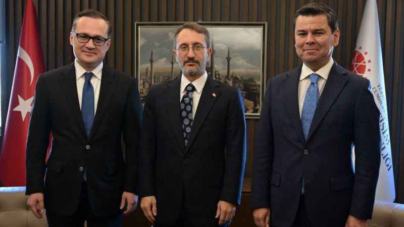 İletişim Başkanı Altun: "Türkiye ve Özbekistan ilişkileri iletişim ve medya alanında da derinleşmeye devam edecek" İletişim Başkanı Altun: "Türkiye ve Özbekistan ilişkileri iletişim ve medya alanında da derinleşmeye devam edecek"