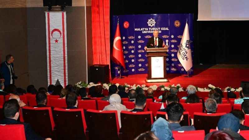 KKTC Meclis Başkanı Töre: “Türk ordusunun adadan çıkmasını asla kabul etmeyiz" KKTC Meclis Başkanı Töre: “Türk ordusunun adadan çıkmasını asla kabul etmeyiz"