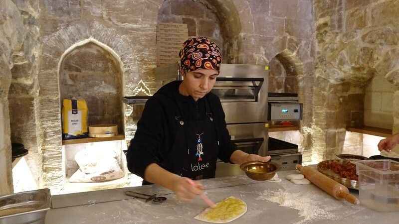 Mardinlilerin vazgeçilmez yemeği: Sembüsek Mardinlilerin vazgeçilmez yemeği: Sembüsek