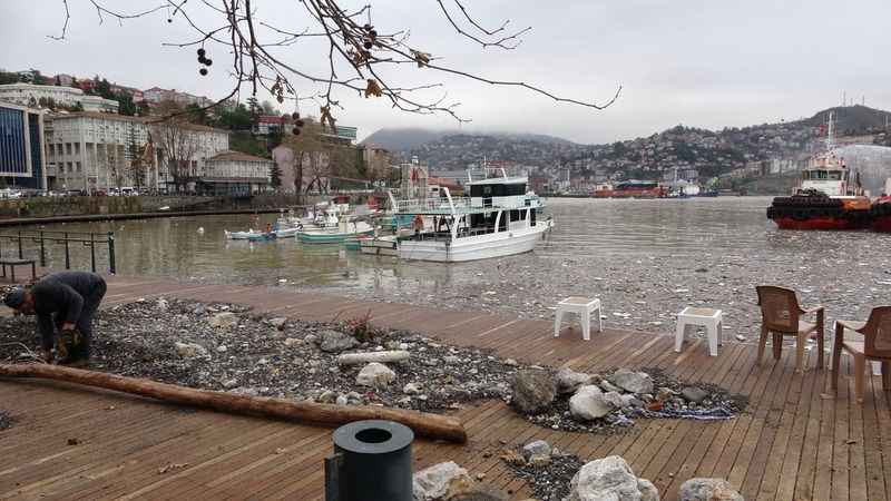 Zonguldak'ta fırtına sonrası hayat normale dönüyor