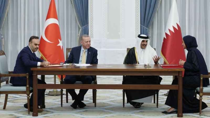 Türkiye ile Katar arasında ortak bildiri ve 12 anlaşma imzalandı Türkiye ile Katar arasında ortak bildiri ve 12 anlaşma imzalandı