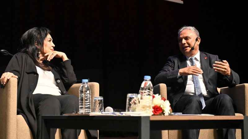 Türkan Şoray Muratpaşa'da onur konuğu oldu Türkan Şoray Muratpaşa'da onur konuğu oldu