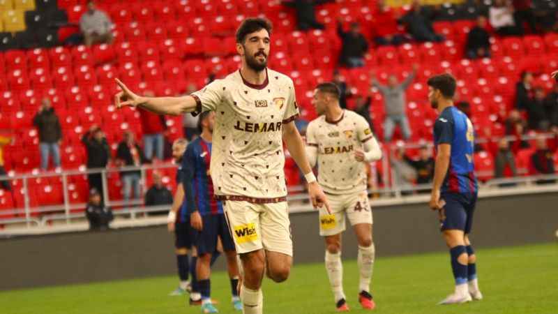 Kubilay Kanatsızkuş, Göztepe'de ilk golünü attı