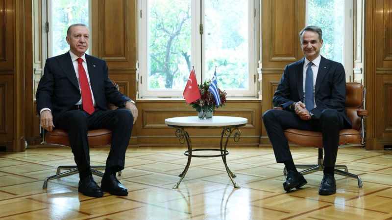 Cumhurbaşkanı Erdoğan, Yunanistan Başbakanı Miçotakis ile görüştü Cumhurbaşkanı Erdoğan, Yunanistan Başbakanı Miçotakis ile görüştü